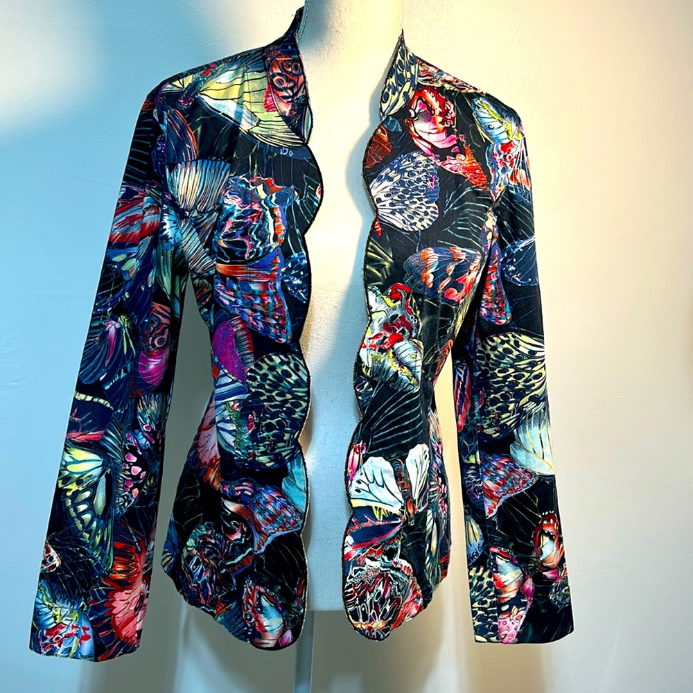 ADDITIONS by CHICOS Women’s Size 1 Butterfly Blazer/Lightweight Jacket Fun!